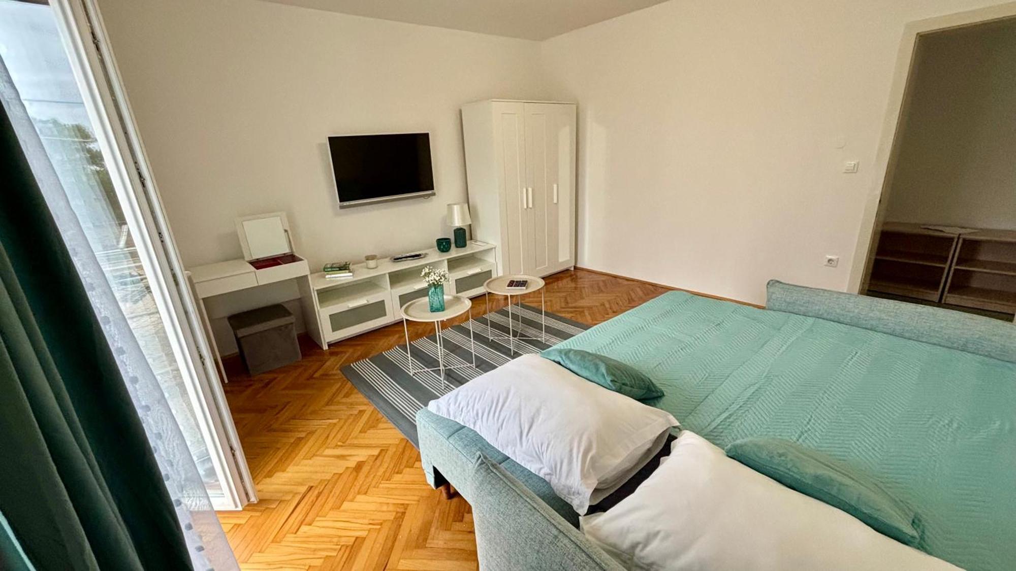 Apartmani Vela Makarska Exterior foto