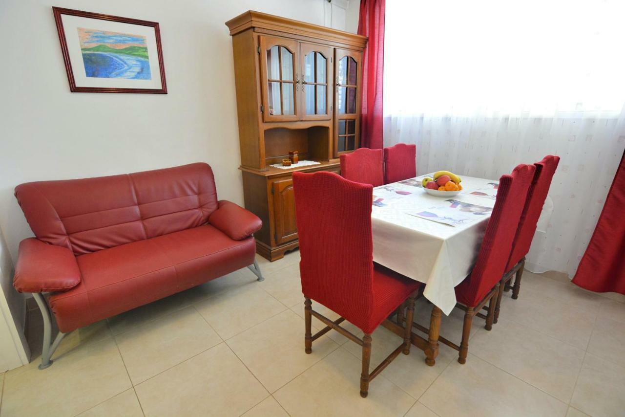 Apartmani Vela Makarska Exterior foto